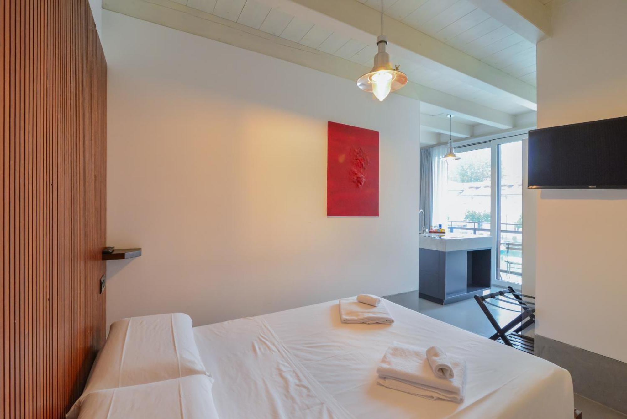 Cabanon Urban Apartments Peschiera del Garda Kültér fotó