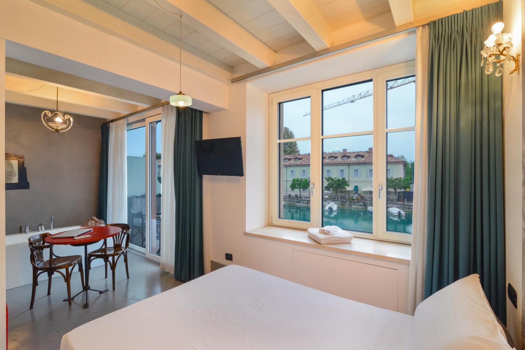 Cabanon Urban Apartments Peschiera del Garda Kültér fotó