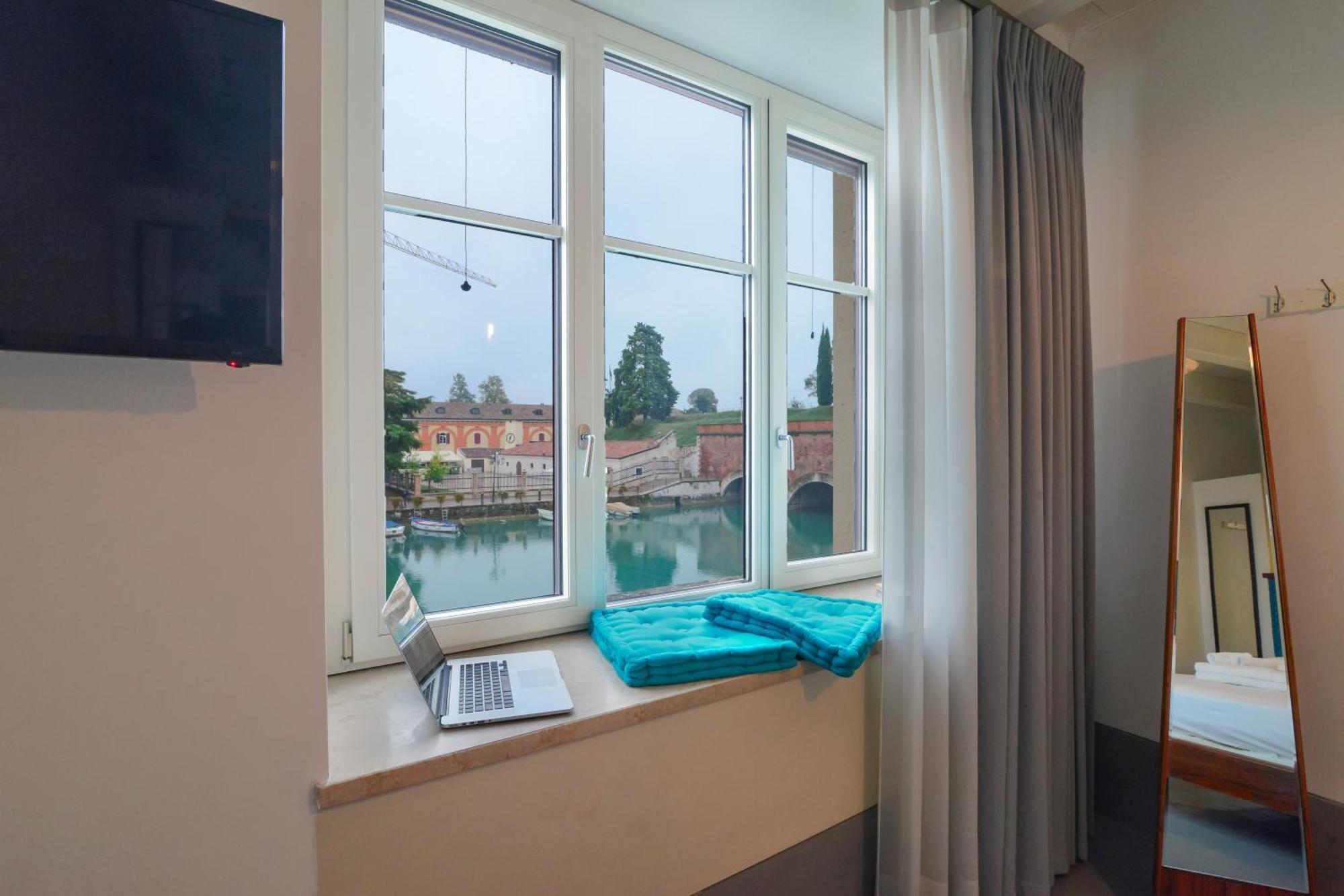 Cabanon Urban Apartments Peschiera del Garda Kültér fotó