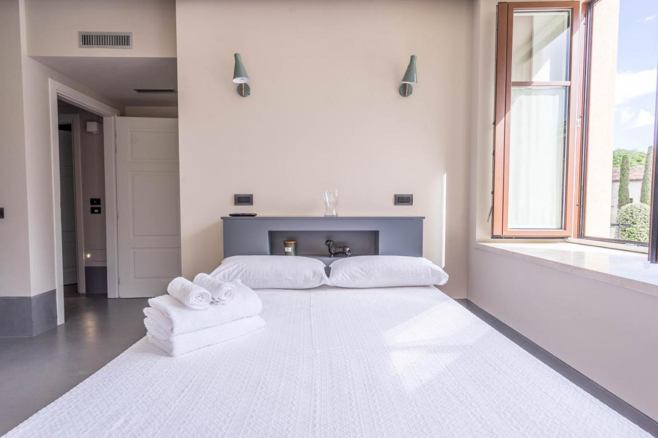 Cabanon Urban Apartments Peschiera del Garda Kültér fotó